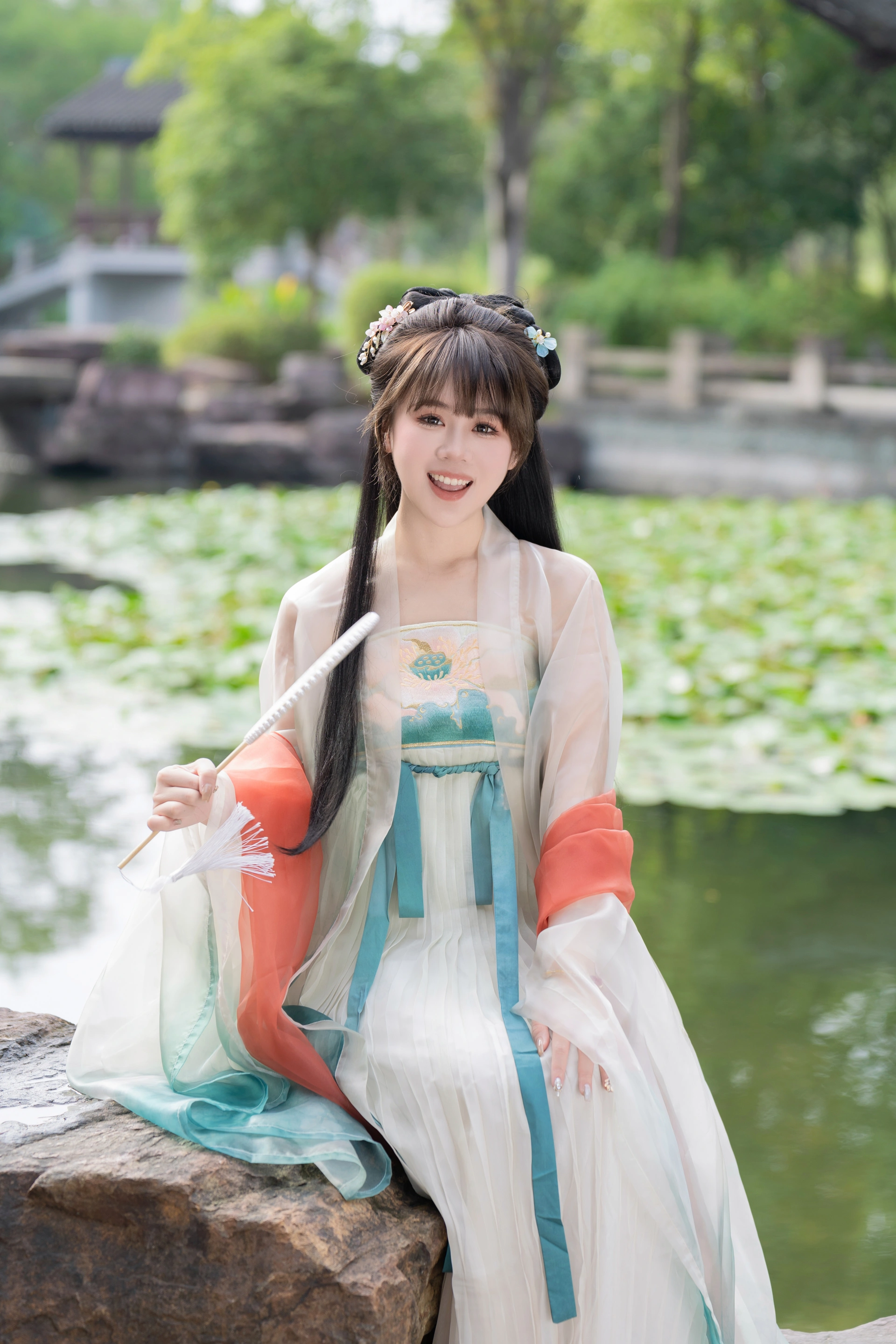 [YITUYU艺图语]2023.12.28 江南女孩独有的温婉 泡芙小方 2